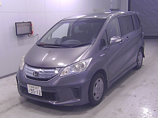 HONDA FREED 2013
