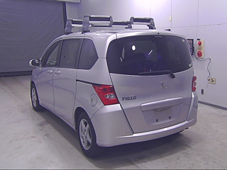 HONDA FREED 2010