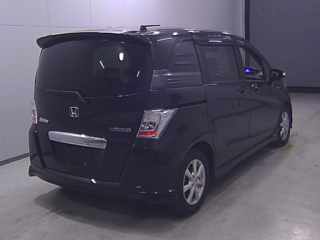 HONDA FREED 2012