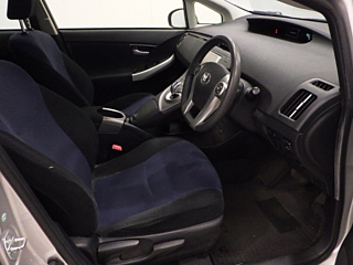 TOYOTA PRIUS 2012