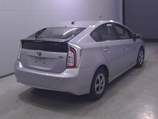 TOYOTA PRIUS 2012