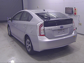 TOYOTA PRIUS 2012