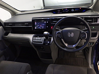 HONDA STEP WAGON 2015