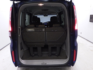 HONDA STEP WAGON 2015