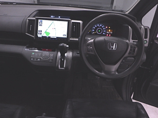 HONDA STEP WAGON 2014