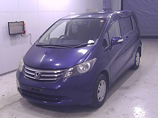 HONDA FREED 2011