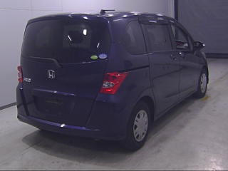 HONDA FREED 2011