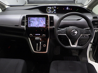 NISSAN SERENA 2018