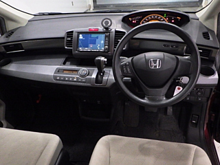 HONDA FREED 2008
