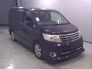 NISSAN SERENA 2010