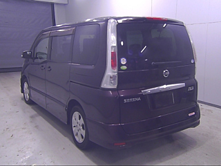 NISSAN SERENA 2010