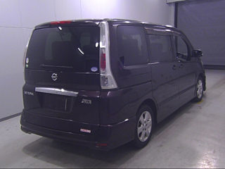 NISSAN SERENA 2010