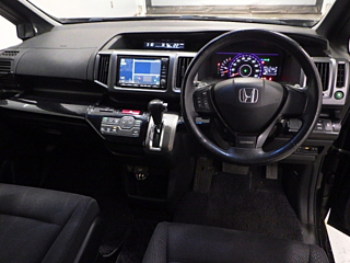 HONDA STEP WAGON 2010