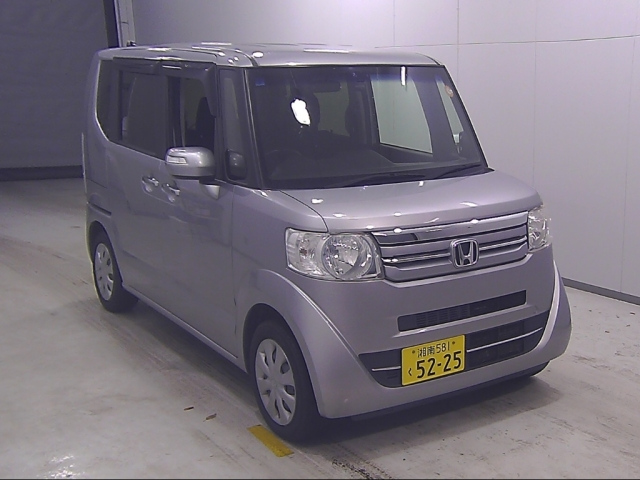 HONDA N BOX 2017