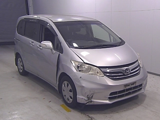 HONDA FREED 2013