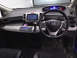 HONDA FREED 2014