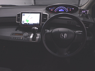 HONDA FREED 2013