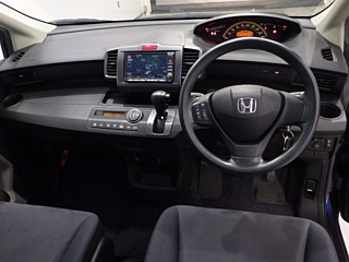HONDA FREED 2008