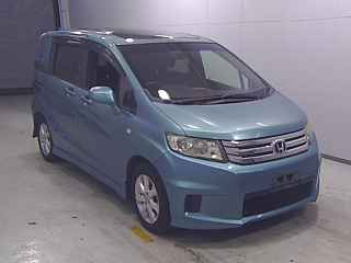 HONDA FREED 2010