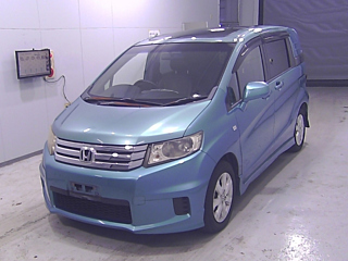 HONDA FREED 2010