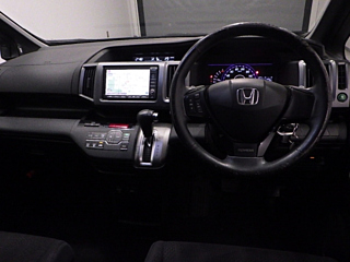 HONDA STEP WAGON 2010