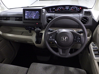 HONDA N BOX 2017
