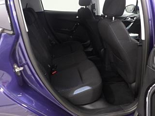 PEUGEOT 208 2012