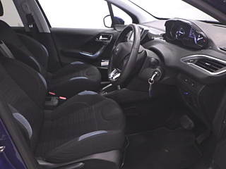 PEUGEOT 208 2012