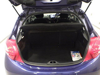 PEUGEOT 208 2012