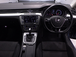 VOLKSWAGEN PASSAT VARIANT 2016