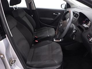 VOLKSWAGEN POLO 2011