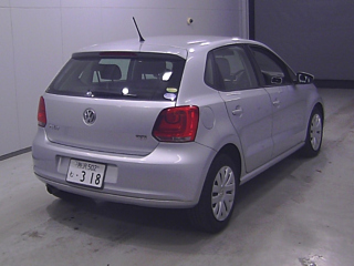 VOLKSWAGEN POLO 2011