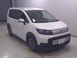 HONDA FREED 2025