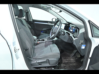 VOLKSWAGEN GOLF VARIANT 2023