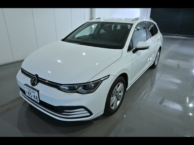 VOLKSWAGEN GOLF VARIANT 2023