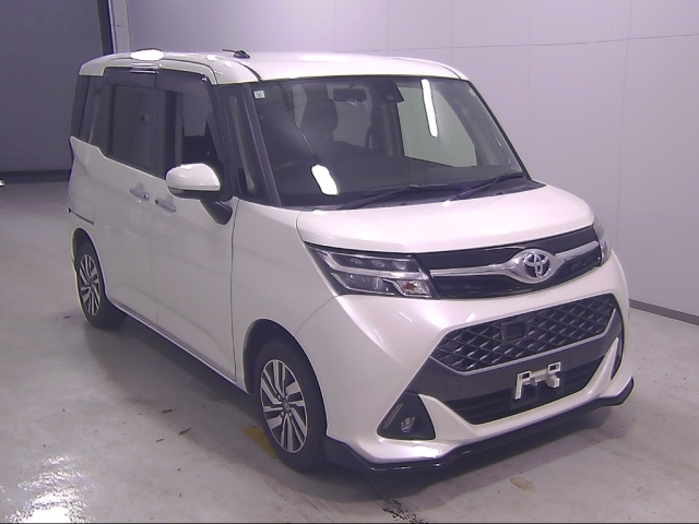 TOYOTA TANK 2019