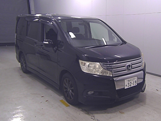 HONDA STEP WAGON 2011