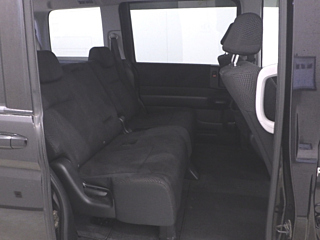 HONDA STEP WAGON 2011