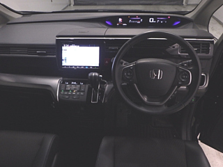 HONDA STEP WAGON 2018