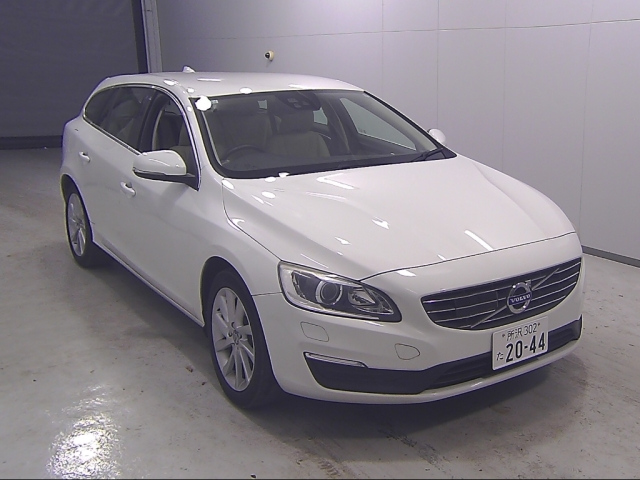 VOLVO V60 2017