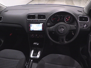 VOLKSWAGEN POLO 2010