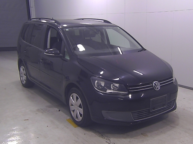 VOLKSWAGEN GOLF TOURAN 2012