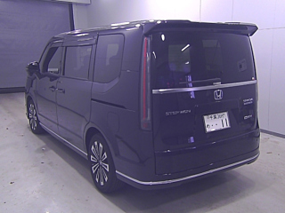 HONDA STEP WAGON 2024