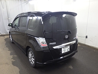 HONDA FREED 2013