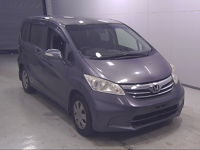 HONDA FREED 2012