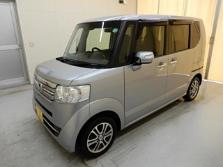 HONDA N BOX 2017