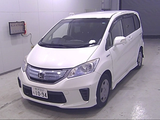 HONDA FREED 2013