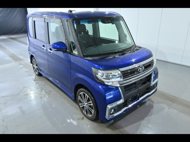 DAIHATSU TANTO 2018