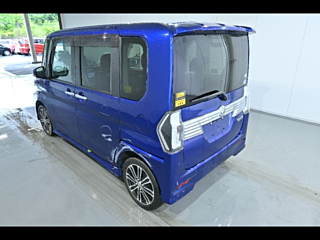 DAIHATSU TANTO 2018