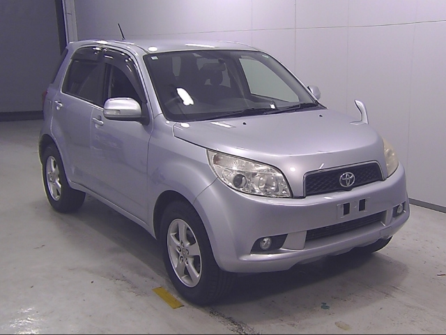 TOYOTA RUSH 2008